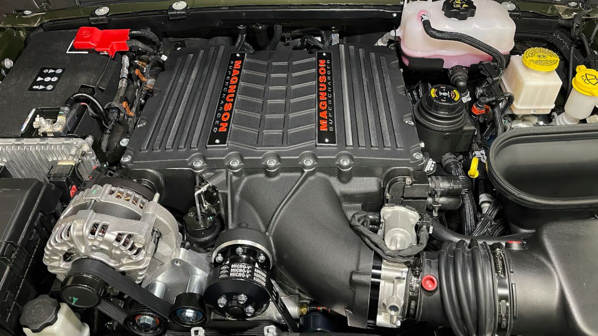 Jeep Wrangler Rubicon 392 Magnum Performance Series TVS2650 Supercharger Kit