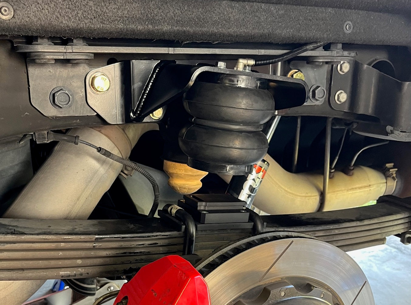 2011-2019 GM/CHEVY 2500/3500 Air Bag Kit