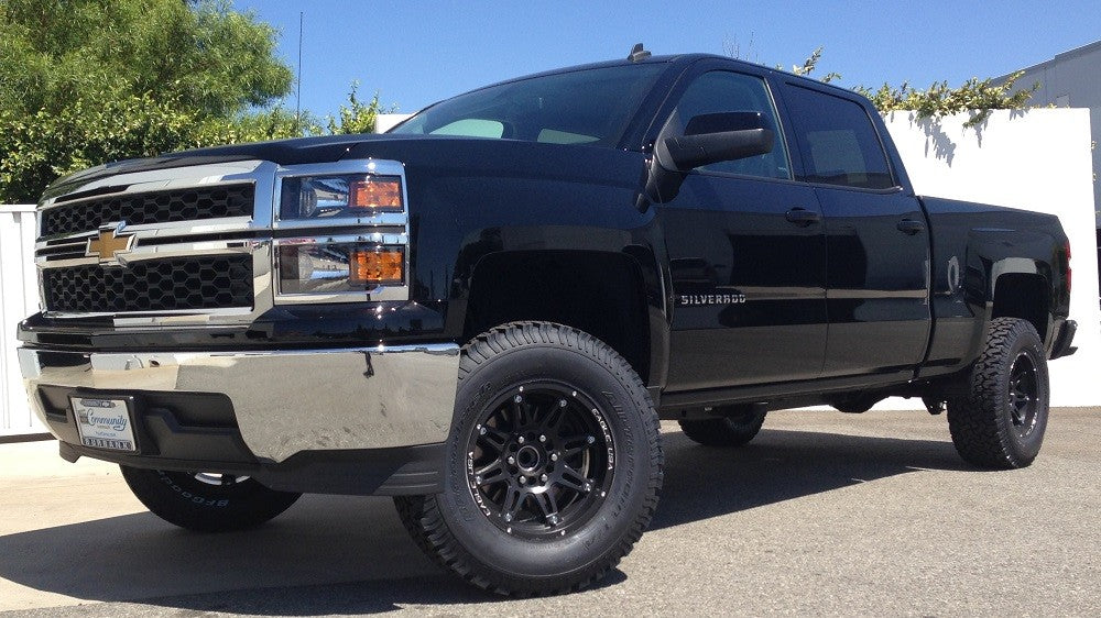 CST 07-18 GM 1500 2wd 3.5-5.5″ Stage 1 Suspension System (Cast Steel) Front View