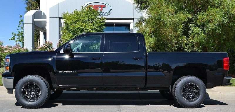 CST 07-18 GM 1500 2wd 3.5-5.5″ Stage 1 Suspension System (Cast Steel) Front View