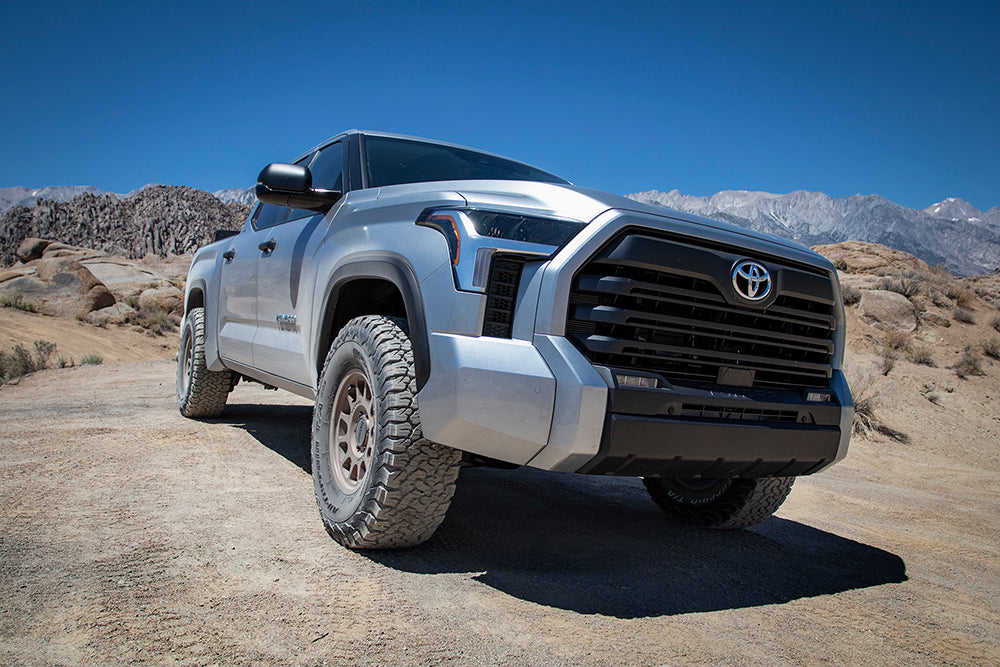 MID TRAVEL LIFT KIT W/ FRONT & REAR 3.0 INCH DIAMETER ADJUSTABLE KING SHOCKS - 3RD GEN TUNDRA