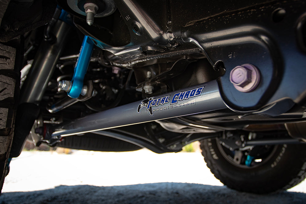 REAR LINKS W/ KING 2.5 INCH DIAMETER SHOCKS - 6TH GEN 4RUNNER Front View