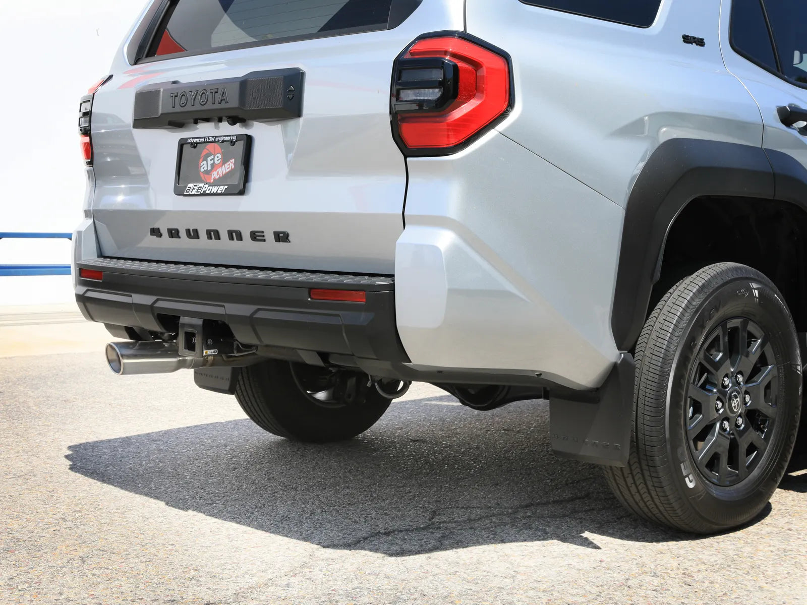 Vulcan Series 2-1/2 IN to 3 IN 304 Stainless Steel Cat-Back Exhaust System w/ Polished Tip