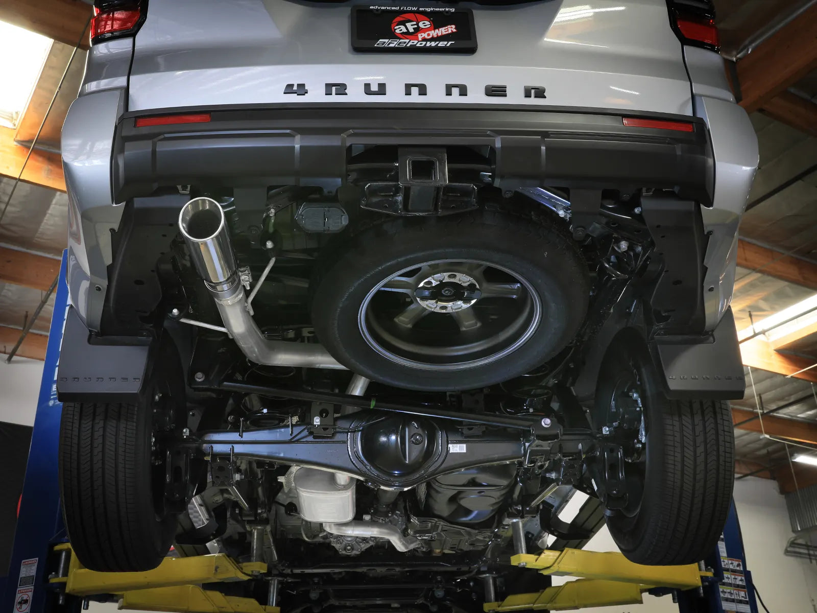 Vulcan Series 2-1/2 IN to 3 IN 304 Stainless Steel Cat-Back Exhaust System w/ Polished Tip