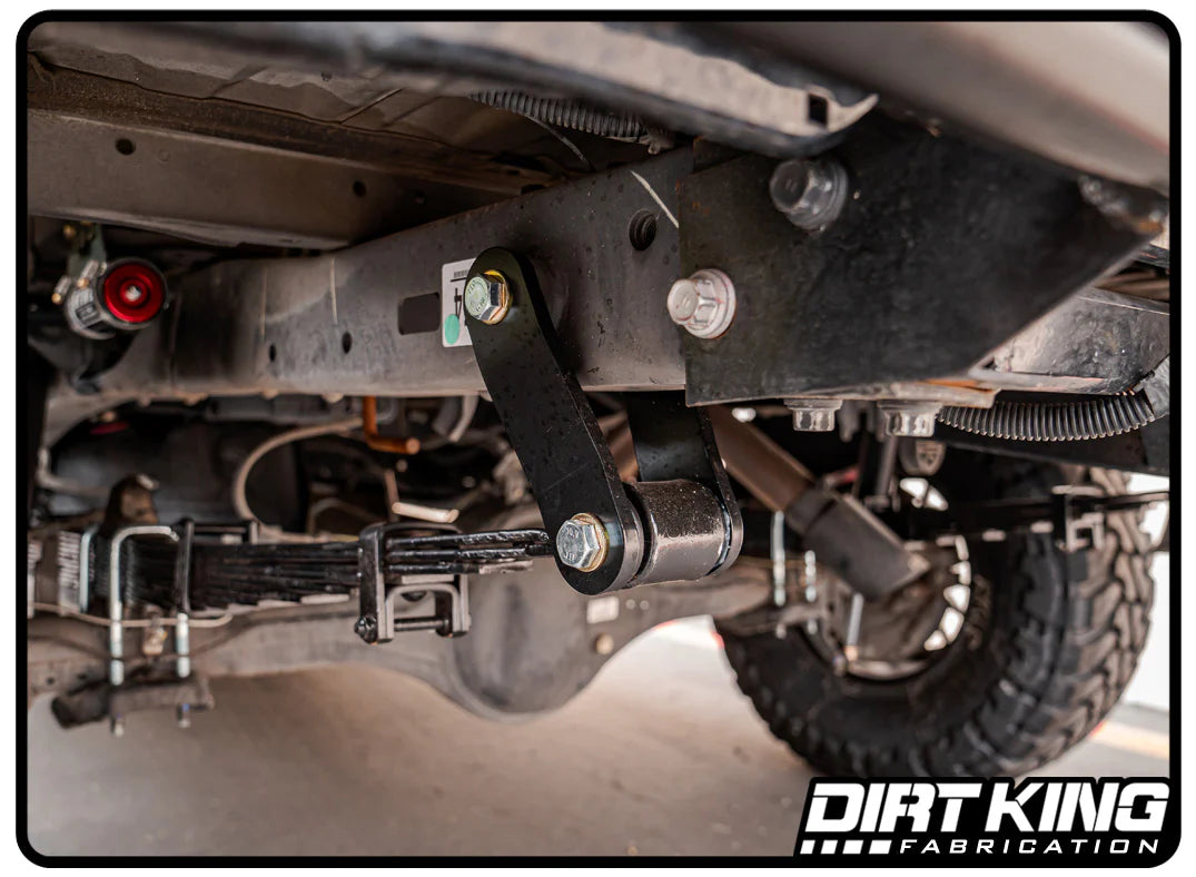 07-21 Tundra 3/4" Lift Shackles Front View