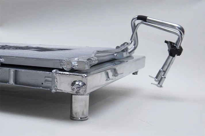 09-20 Nissan 370Z / 08-13 Infiniti G37 (MT) Triple-Pass Radiator + AC Condenser Side View