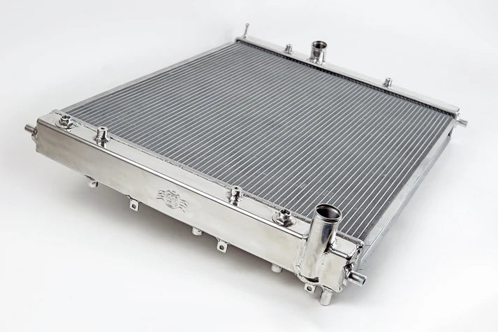 09-14 Cadillac CTS-V (Sedan/Coupe/Wagon) High-Performance All-Aluminum Radiator Front View