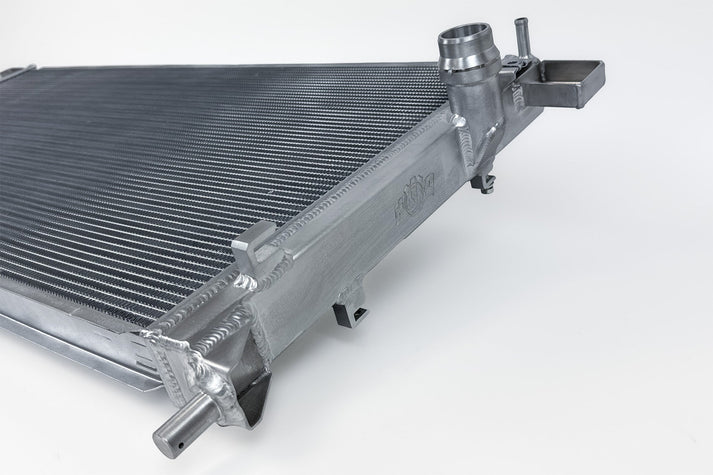 Ford Bronco & Ranger Heavy-Duty All-Aluminum Radiator Front View
