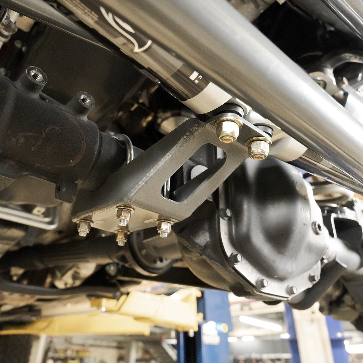Synergy 2018+ Jeep JL / JLU / JT Dual Steering Stabilizer Bracket