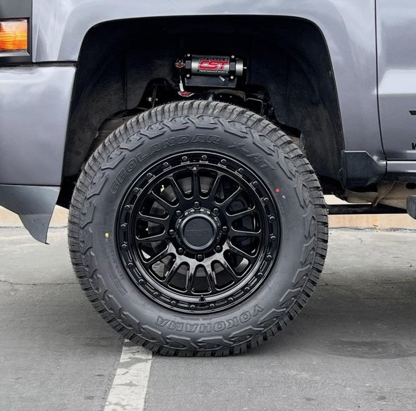 CST 11-19 GM 2500/3500 4-6″ Stage 10 Suspension System (w/ Ball Joint UCA’s) Front View