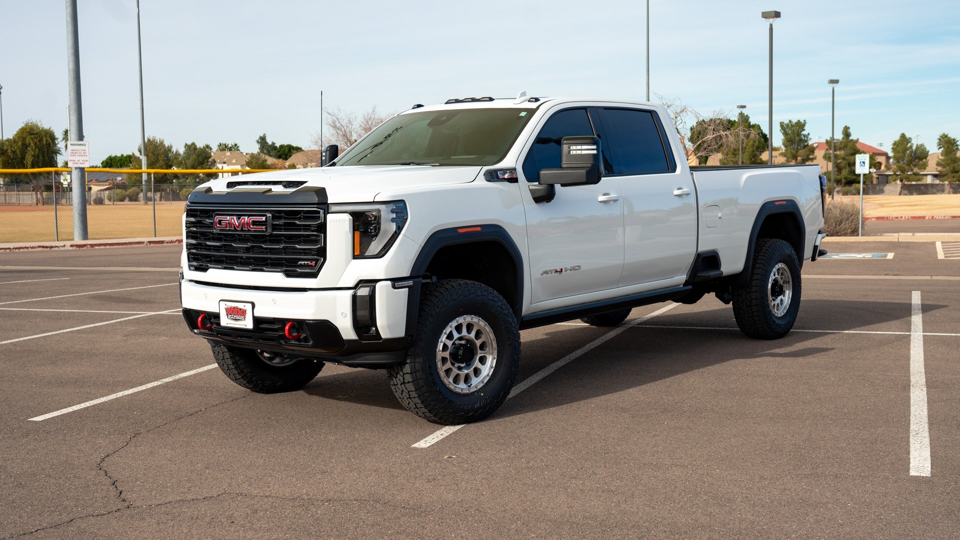 CST 20-25 GM 3500 4″ Stage 2 Suspension System Front View