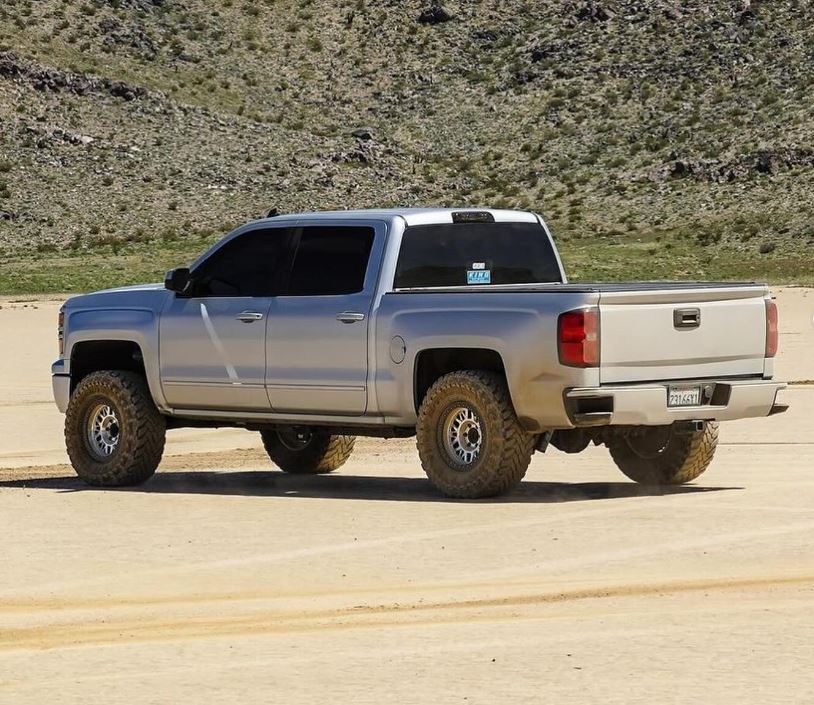 CST 14-18 GM 1500 2wd 3.5-5.5″ Lift Spindle Kit (Stamp. Steel/Cast Alum.) Front View