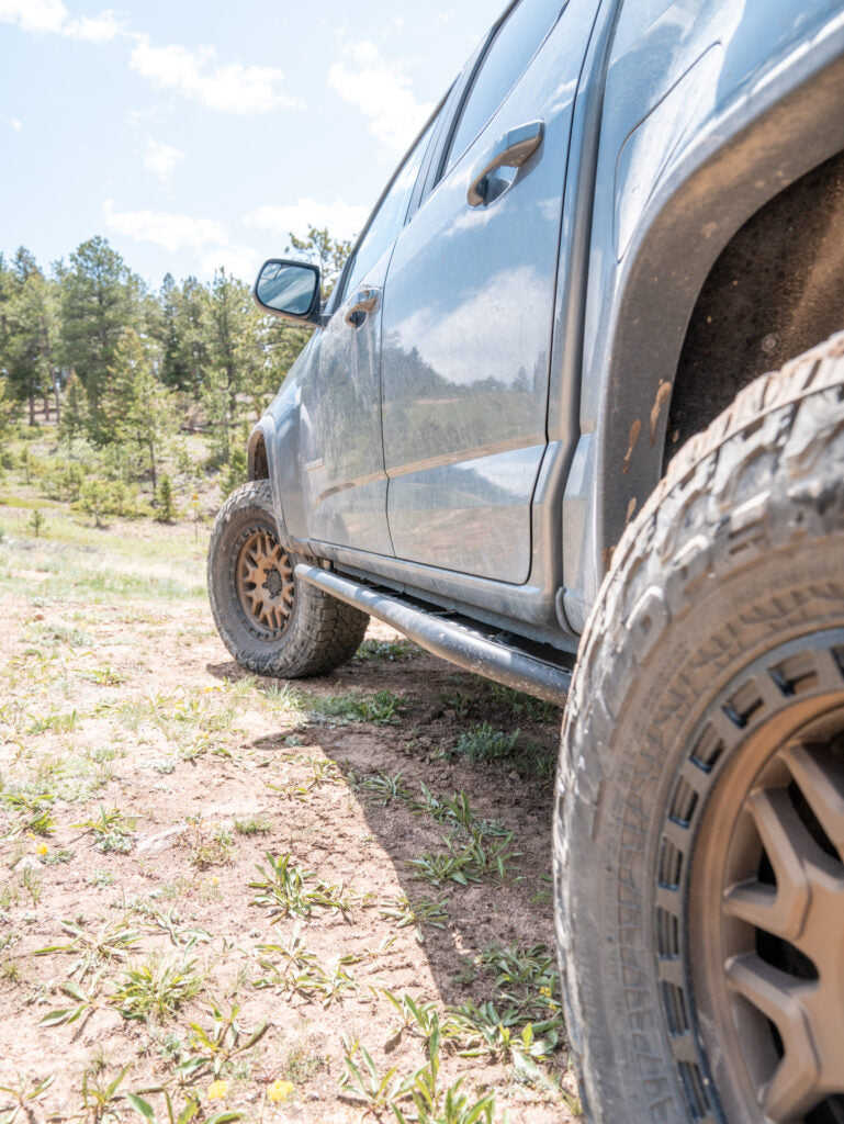 Rock Sliders | 15-22 Colorado Front View