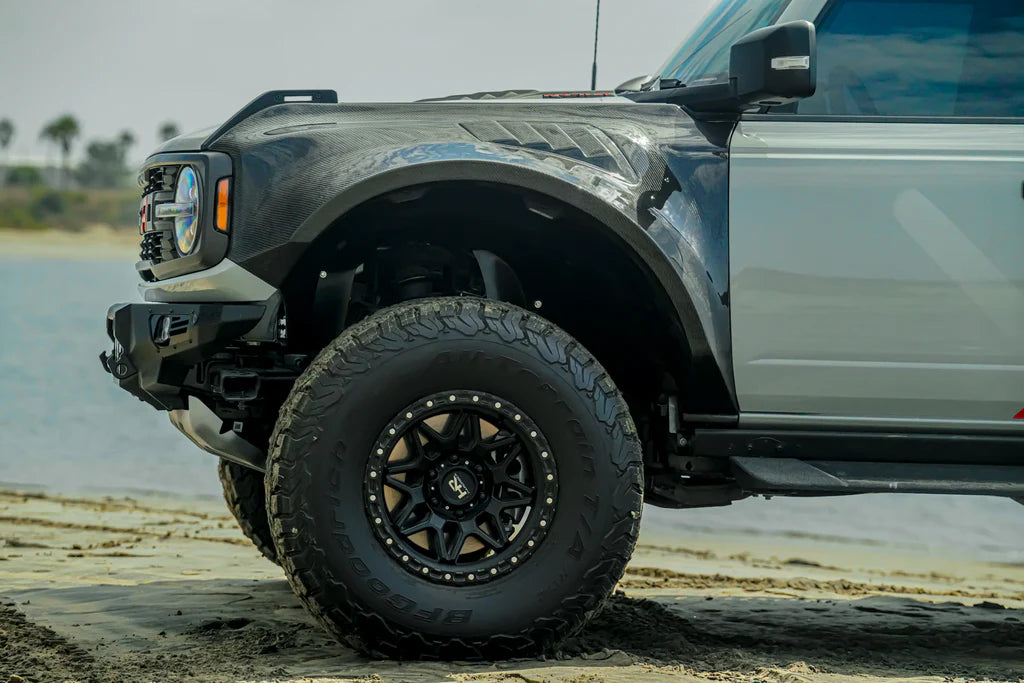 2022-2023 Ford Bronco Raptor Fenders Display on Vehicle