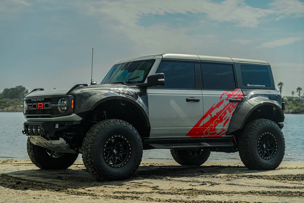 2022-2023 Ford Bronco Raptor Fenders Display on vehicle
