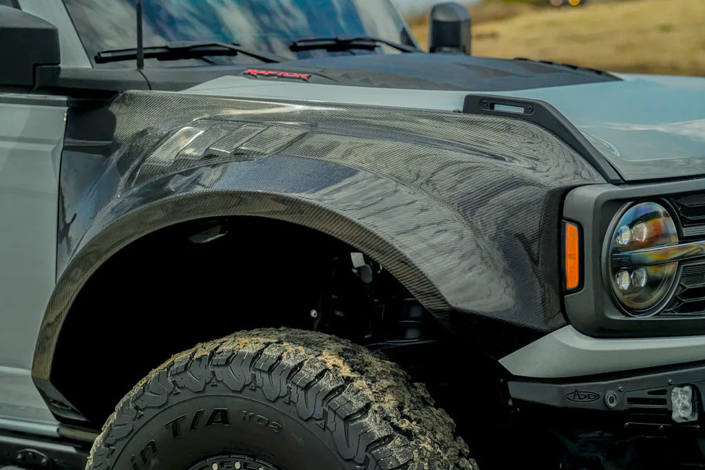 2022-2023 Ford Bronco Raptor Fenders Display on Vehicle
