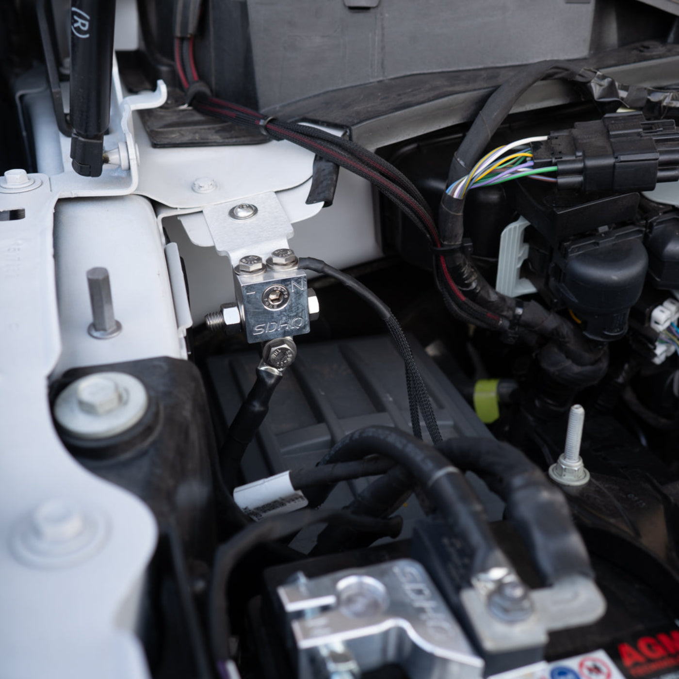 2023-2025 Ford F250/F350 Billet Single Battery Terminal Upgrade Kit installed