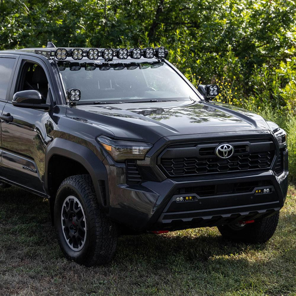'24 Toyota Tacoma 8XL Linkable Roof Kit Display on Vehicle