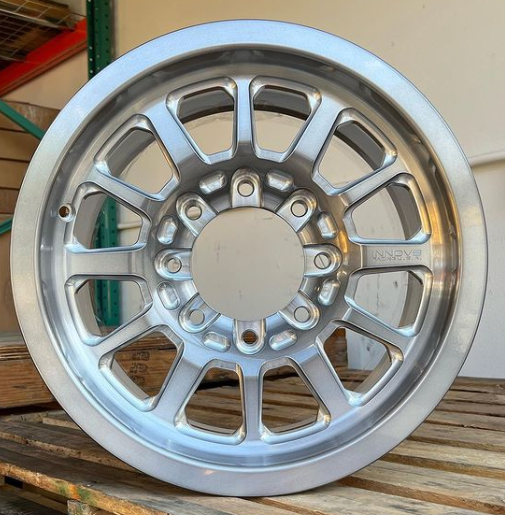 G600 Smooth Lip Wheel 20x9.0" 5 & 6 Lug display
