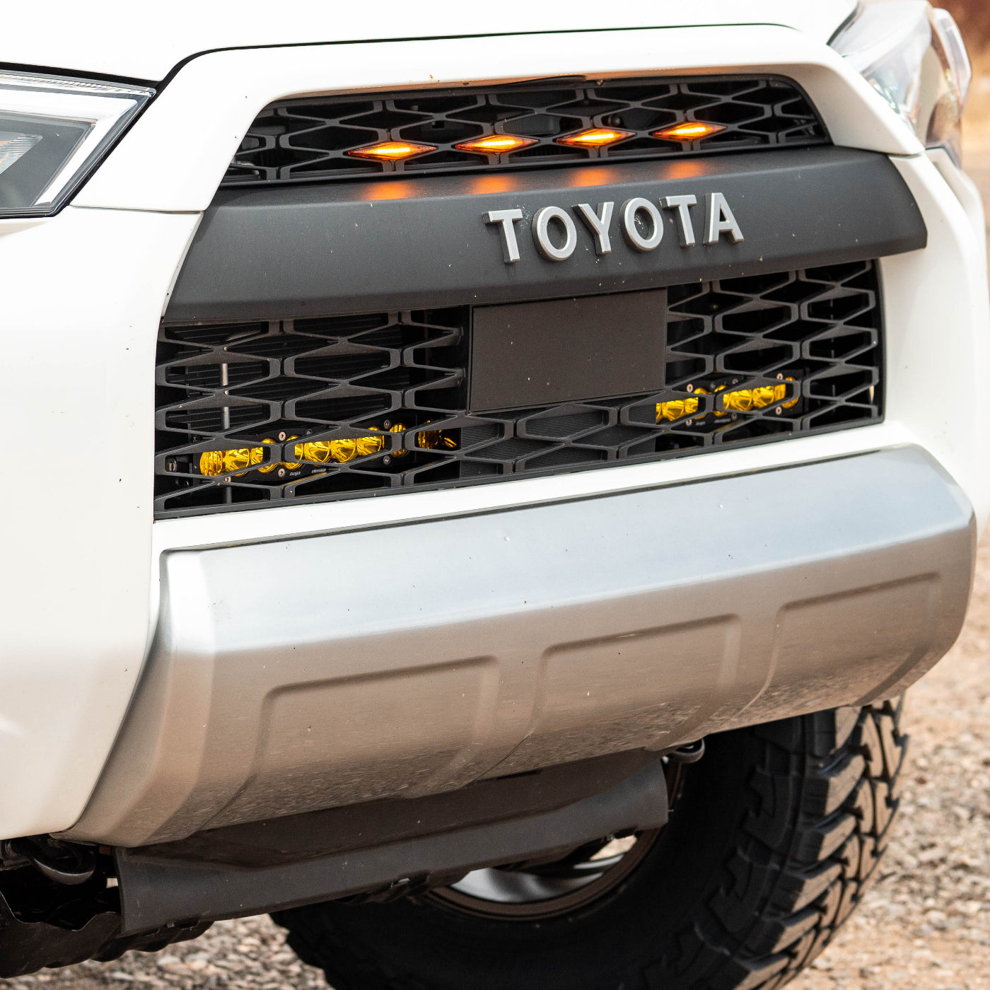 '14-19 Toyota 4Runner SDHQ Built 30" Behind The Grille Light Mount