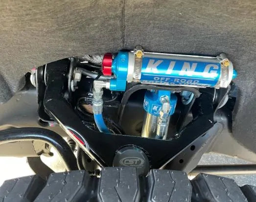 CST 2011+ 2500/3500HD King-Series Leveling Kits | Stage 3 Suspension System w/ King 2.5 Remote Res. Shocks Front View