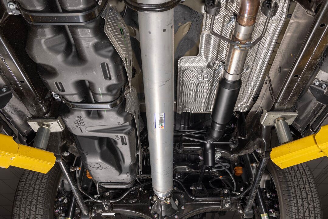 Flowmaster Outlaw Extreme Cat-back Exhaust System Close-up Display on Vehicle