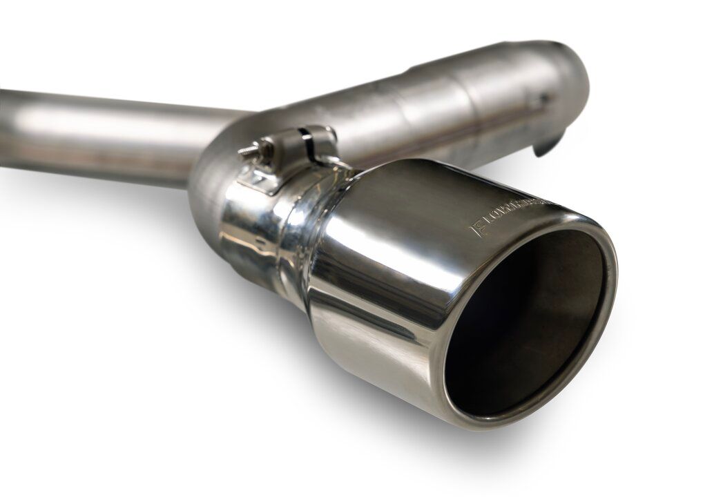 Flowmaster American Thunder Cat-back Exhaust System Close-up Display