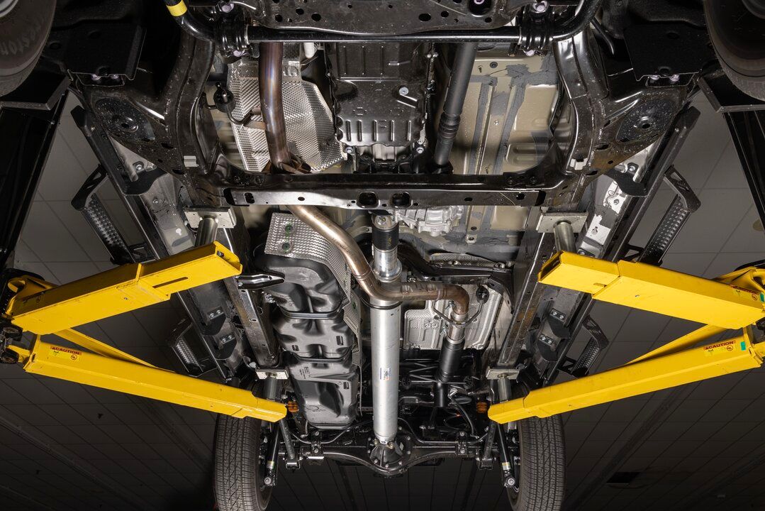 Flowmaster Outlaw Extreme Cat-back Exhaust System Display on Vehicle