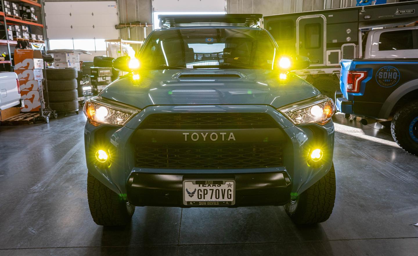 '03-23 Toyota 4Runner SDHQ Built A-Pillar Light Mounts (front view)