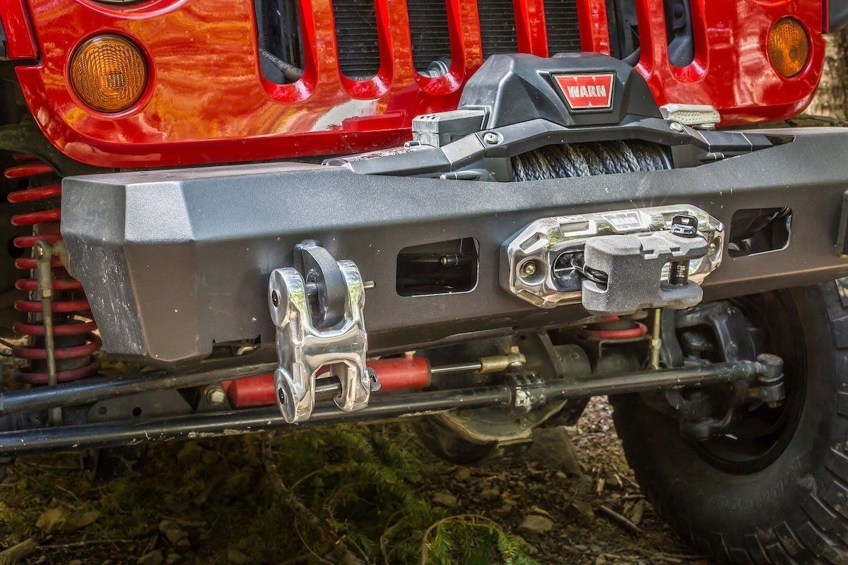 '07-17 Jeep JK Stubby Crawler Front Bumper Warn Industries close-up