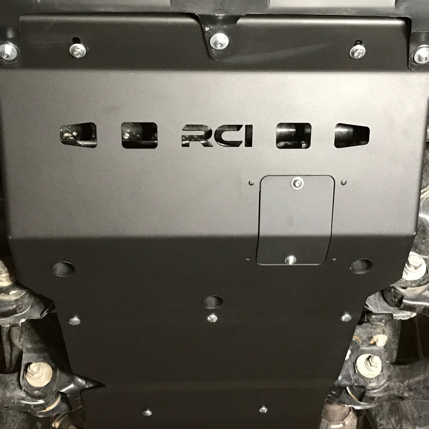 '07-21 Toyota Tundra Engine Skid Plate RCI Off Road display