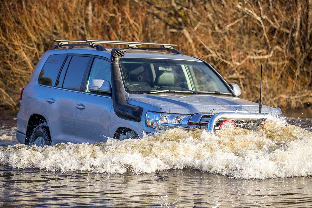 '08-21 200 Series Toyota Land Cruiser Safari Snorkel Kit Expedition Equipment ARB display in use on Vehicle