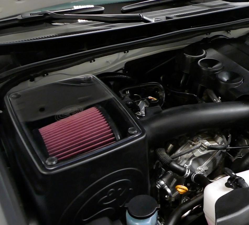 '10-22 Toyota 4Runner S&B Filters Cold Air Intake display