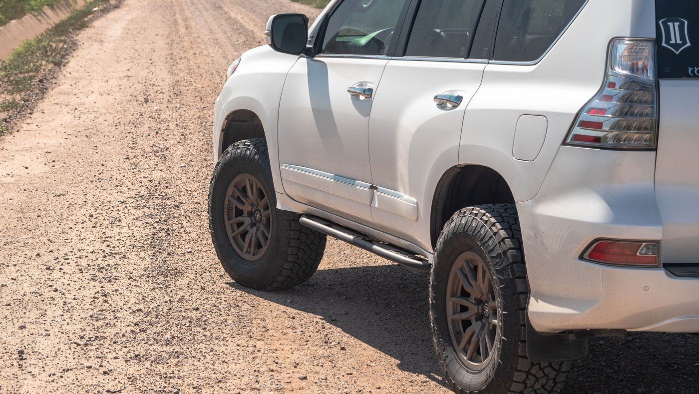 '10-23 Lexus GX460 SDHQ Built Rock Sliders display