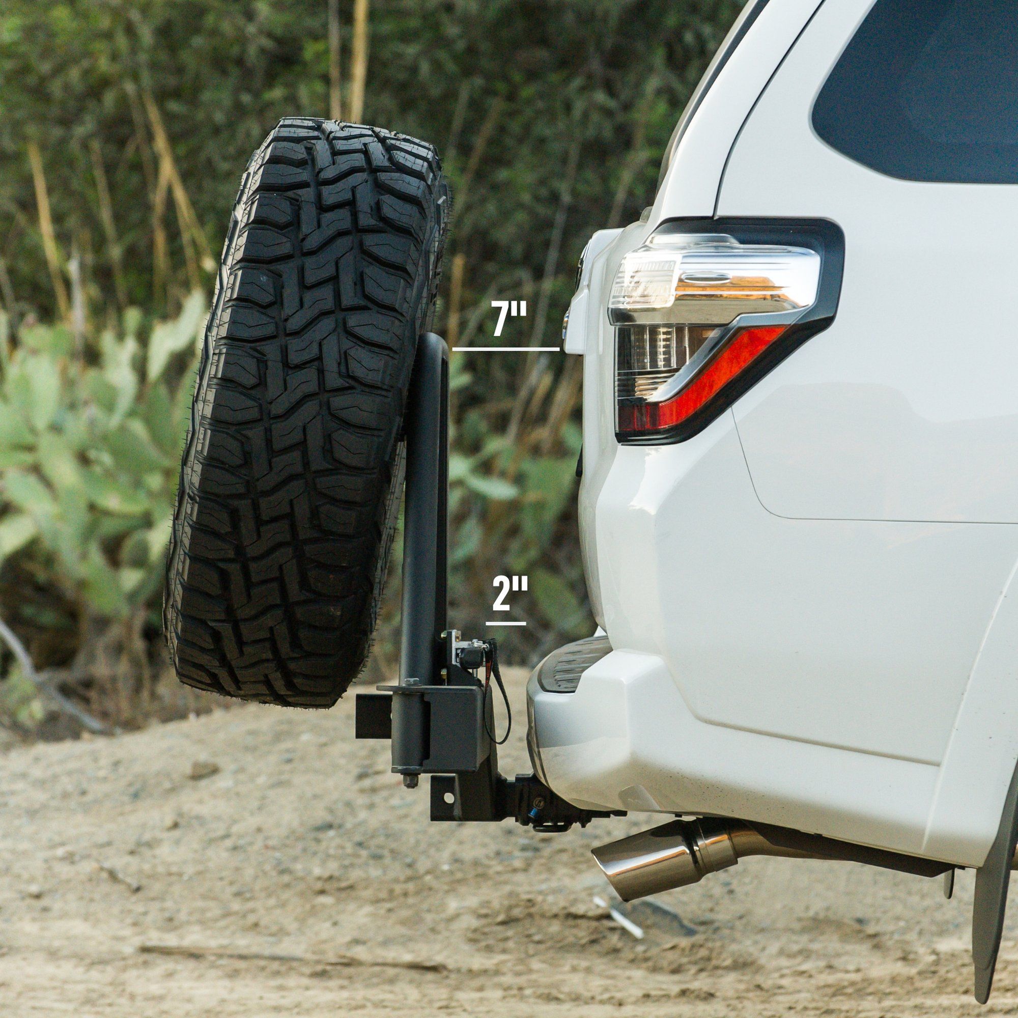 '10-23 Toyota 4Runner RIGd UltraSwingª Hitch Carrier Tiregate RIGd Supply design