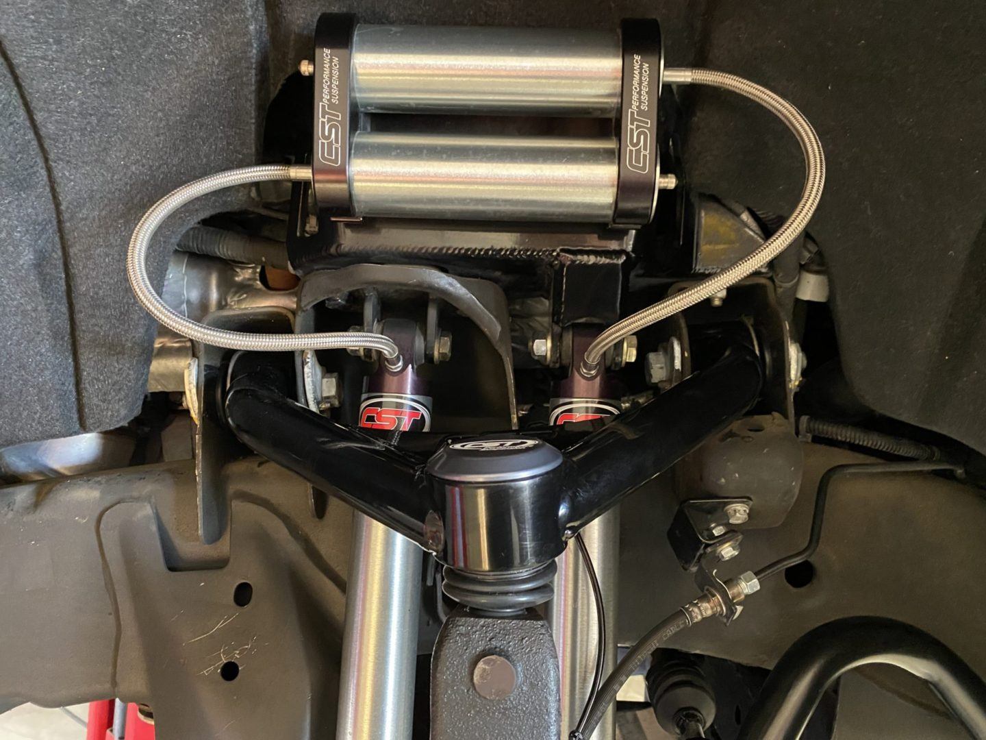 '11-19 Chevy/GMC 2500/3500 HD CST Upper Control Arms - CSS-C2-21 Display on Vehicle