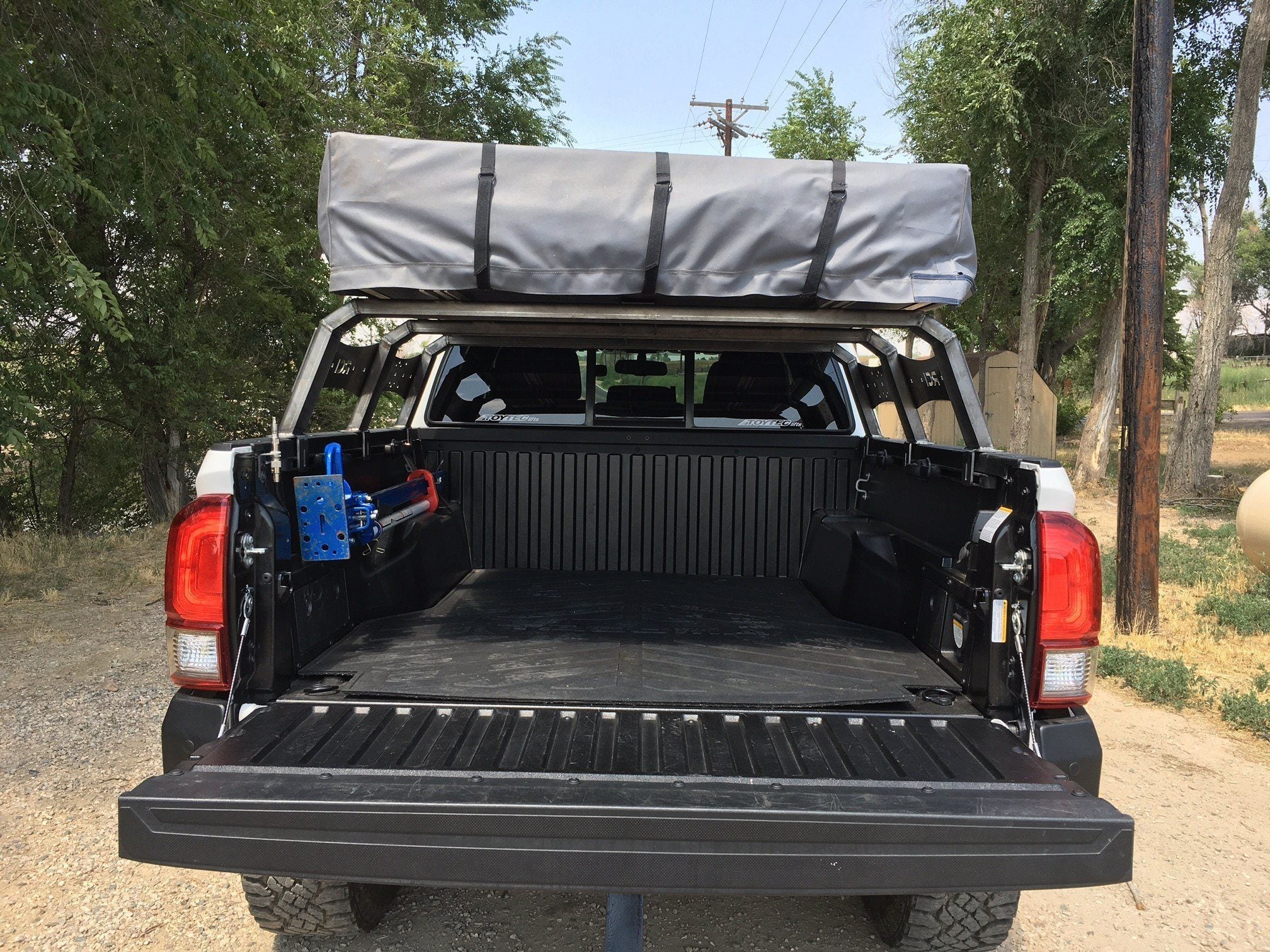 12" HD Bed Rack Bed Rack RCI Off Road  display