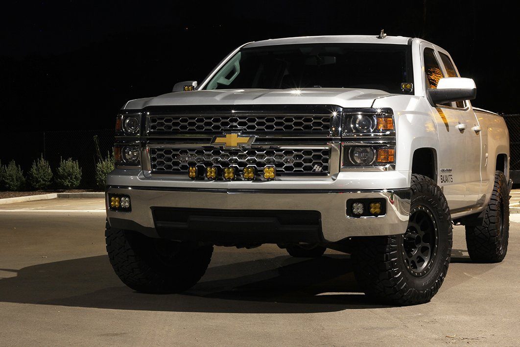'14-15 Chevy Silverado 1500 Dual Fog Pocket Kit Lighting Baja Designs display on Vehicle
