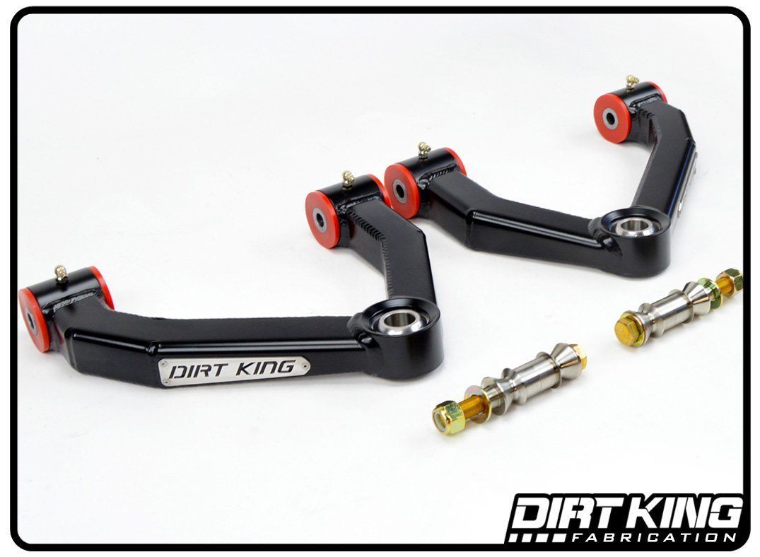 '15-22 Chevy Colorado Boxed Upper Control Arms Display of Included Parts