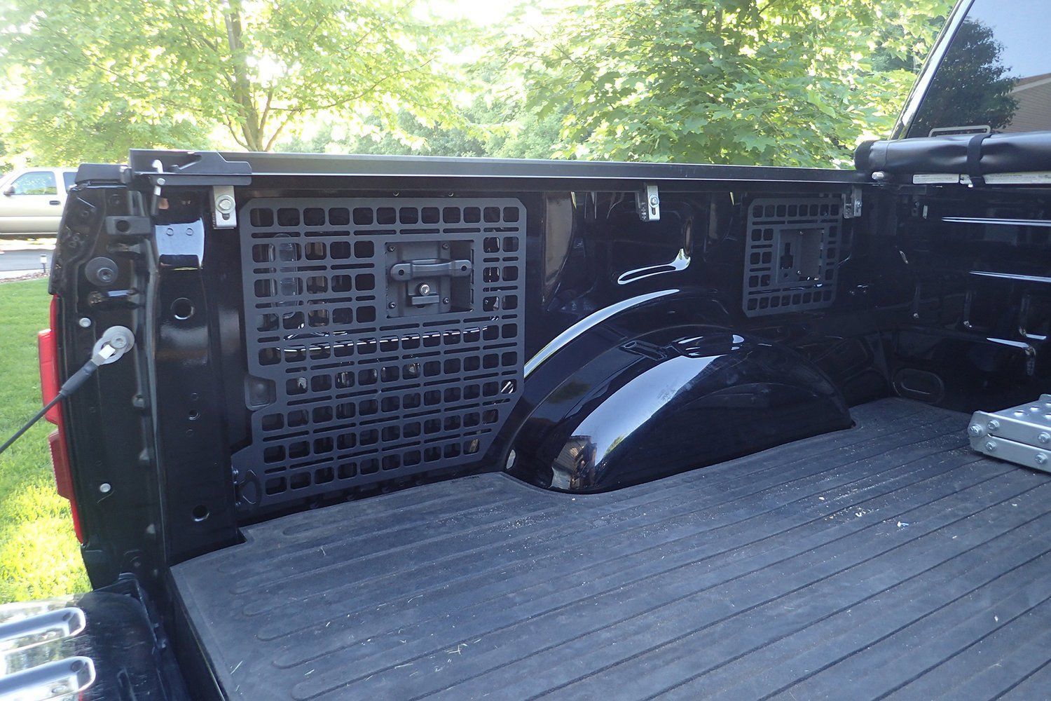 '17-24 Ford F250/350 BuiltRight Bedside Rack System-Large Panel Display in Vehicle