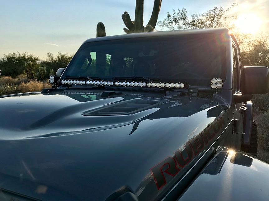 '18-22 Jeep JL Squadron Series & 40" S8 Cowl Mounting Kit Lighting Baja Designs display on Vehicle