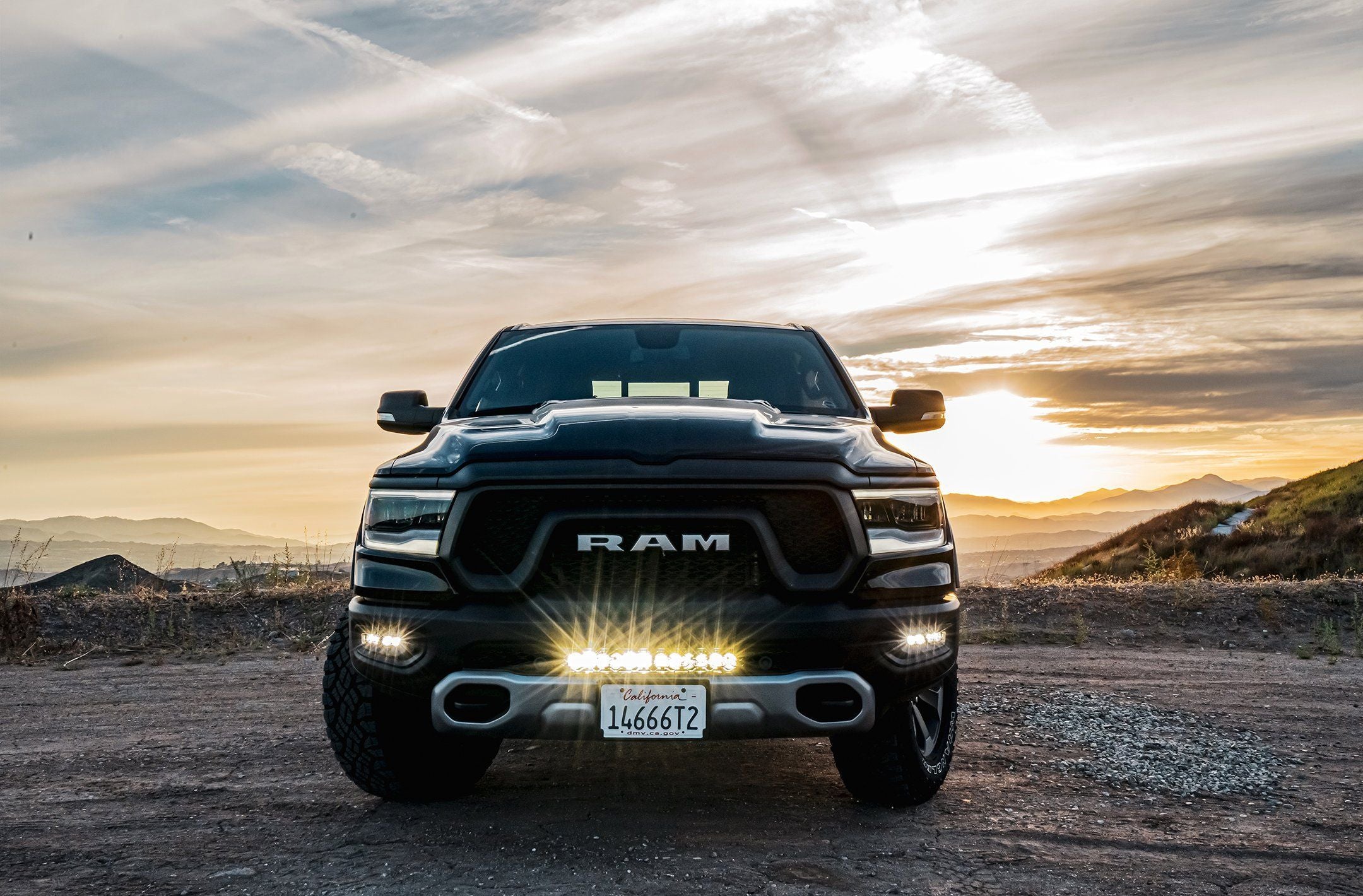 '19-22 Ram 1500 Rebel/TRX 20" Light Bar Bumper Kit Lighting Baja Designs 20" OnX6+ Series (front view)