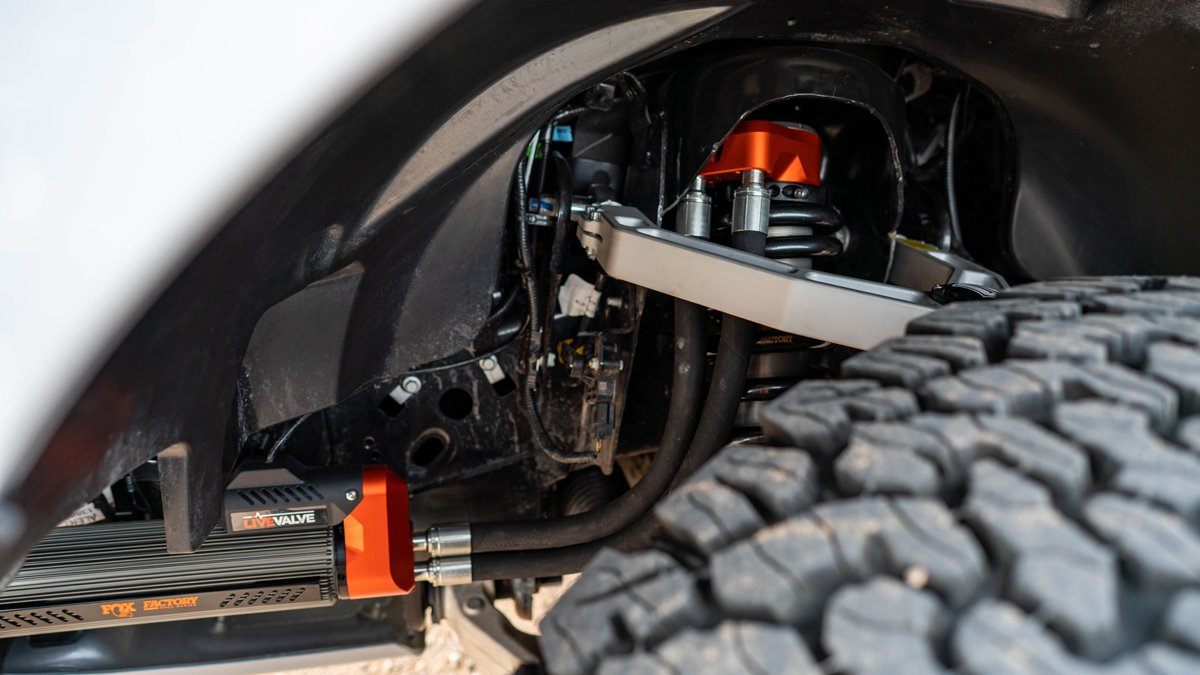'19-20 Ford Raptor 3.0 Fox Live Valve Internal Bypass Reservoir Coilovers Close-up Display on Vehicle