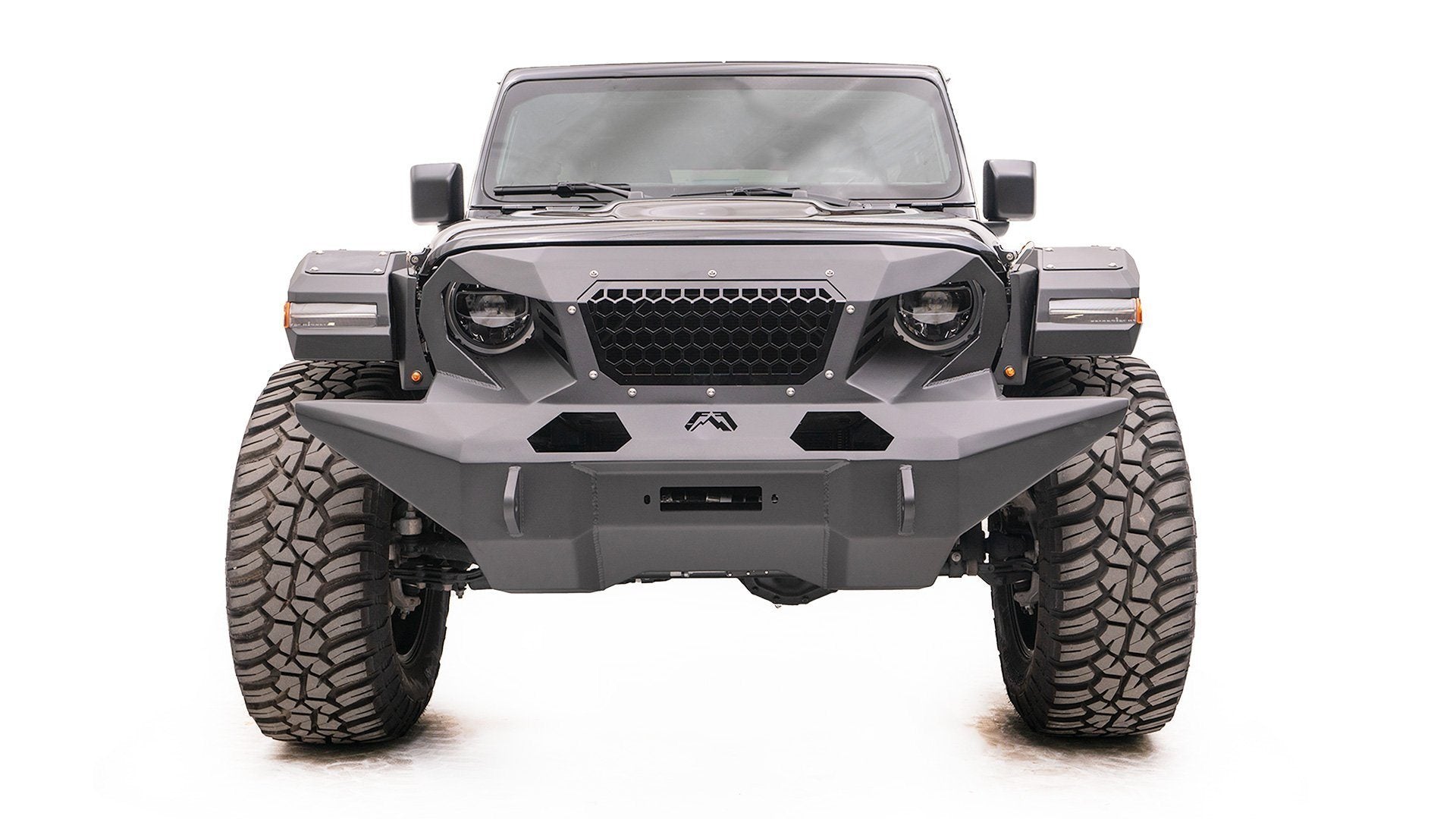 '19-22 Jeep Gladiator Grumper Series Front Bumper Display on Vehicle