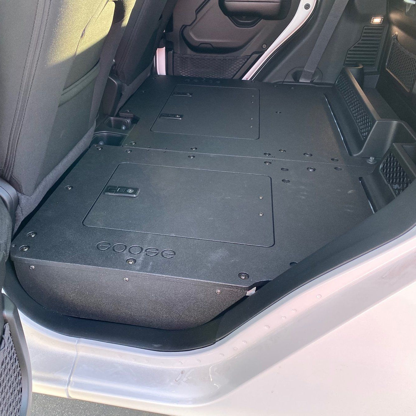 '19-23 Jeep JT 4 Door Goose Gear 2nd Row Seat Delete Plate System Display in vehicle