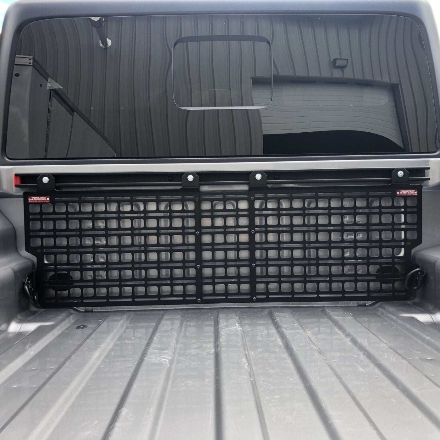 '20-24 Jeep Gladiator BuiltRight Industries Utility Rail System Display in Vehicle