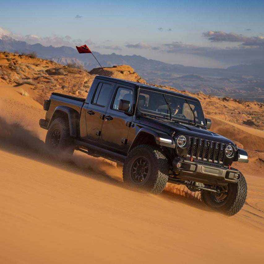 '20-23 Jeep JT Performance Elite Series RR 2.5 Front Shocks Display on Vehicle