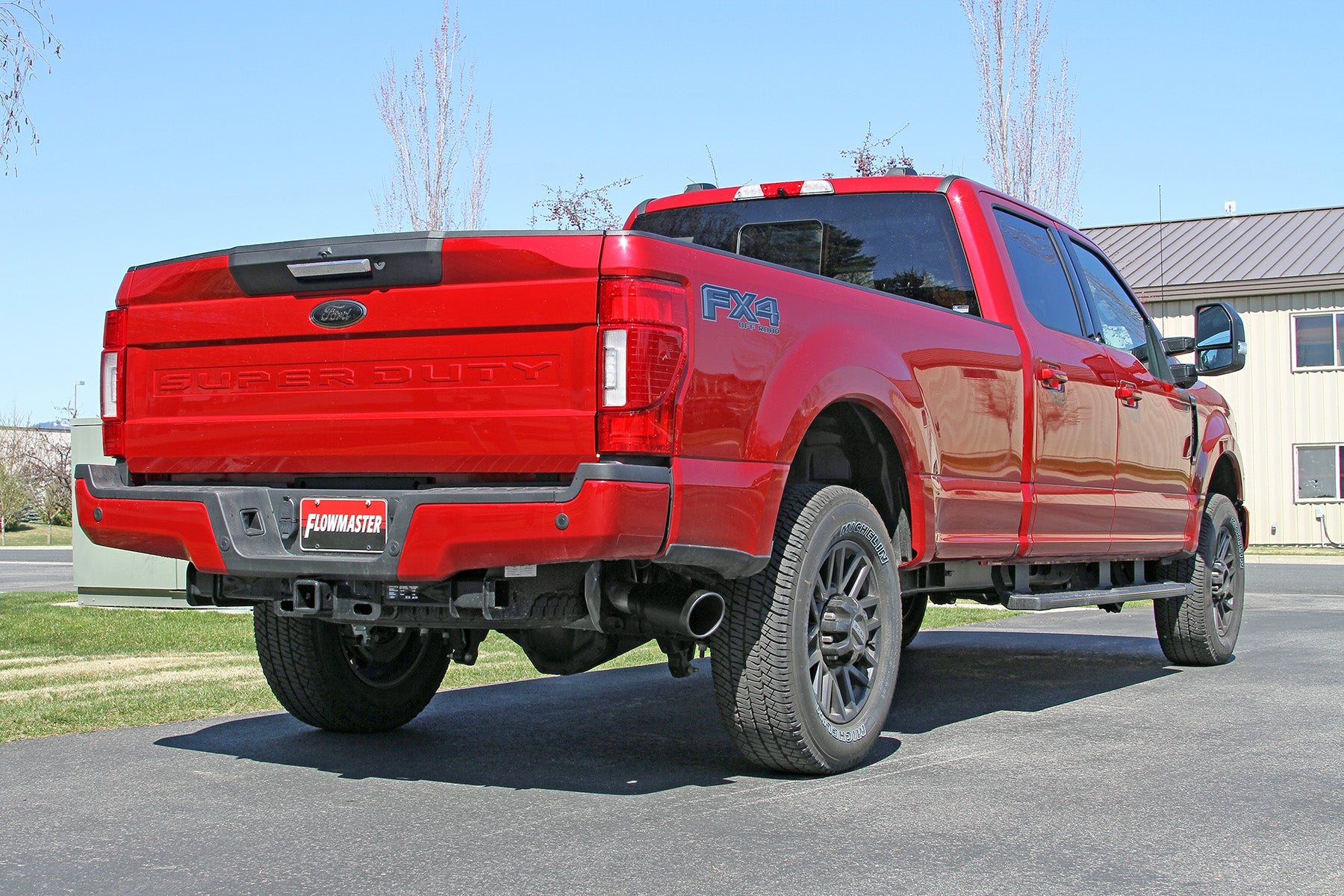 '17-22 Ford F-250/F-350 6.2l/7.3L V8 Flowmaster FlowFX Cat-Back Exhaust System Display on Vehicle