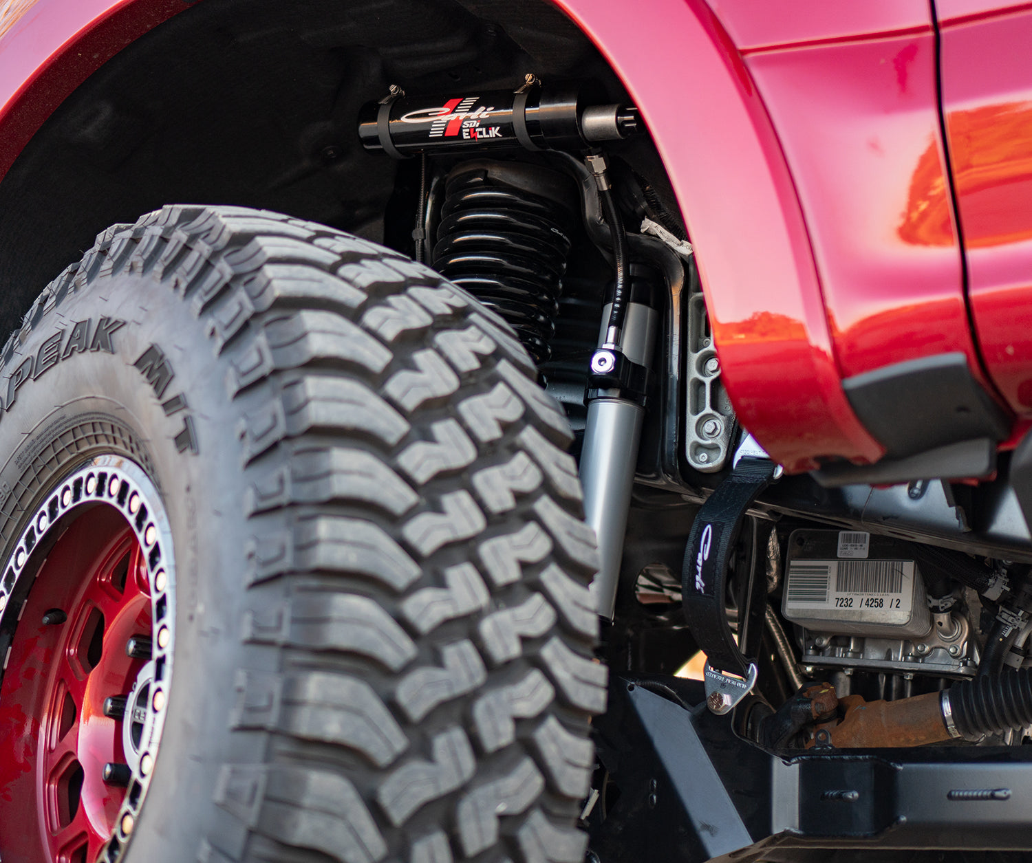 '17-24 Ford F250/350 Carli E-Venture Suspension System-4.5" Lift Display on vehicle