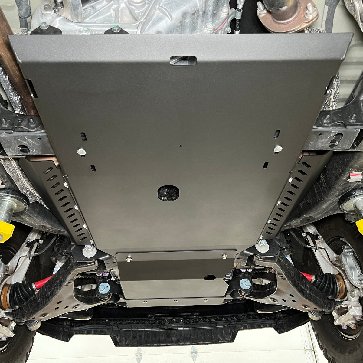 '07-21 Toyota Tundra Catalytic Guard RCI Off-Road display